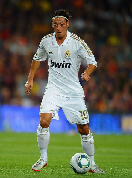 Mesut+Ozil+Barcelona+v+Real+Madrid+Super+Cup+o9EW-iGJ1jDl